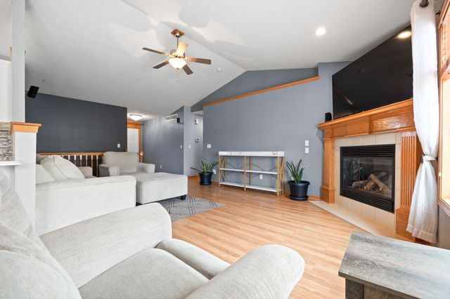 329 NW Driftwood Drive, Ankeny, IA 50023