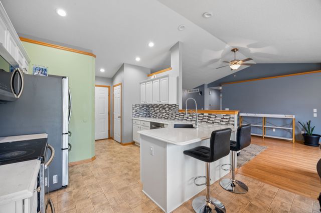 329 NW Driftwood Drive, Ankeny, IA 50023