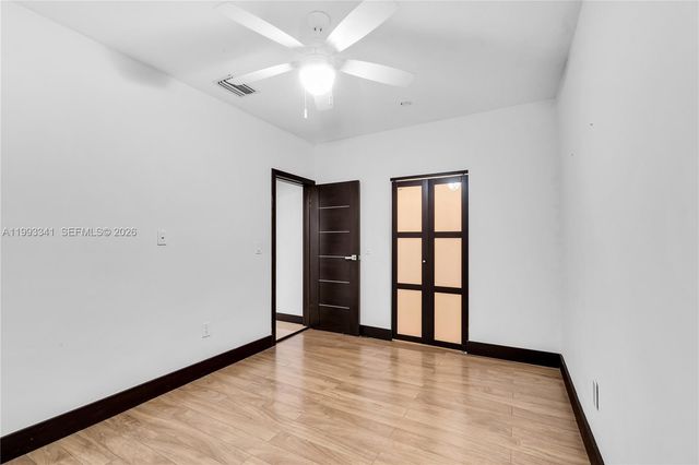 8335 E Crespi Blvd 4, Miami Beach, FL 33141