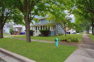 1121 N HARRIMAN STREET, Appleton, WI 54911
