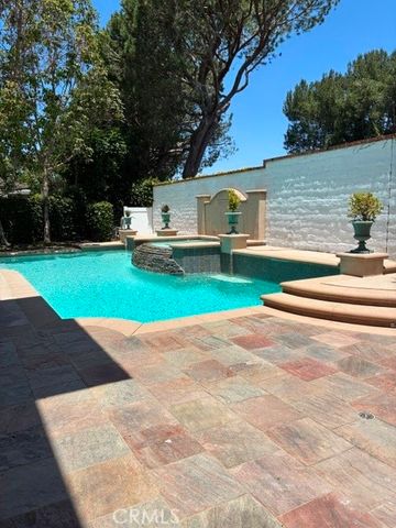 32 Gleneagles Drive, Newport Beach, CA 92660