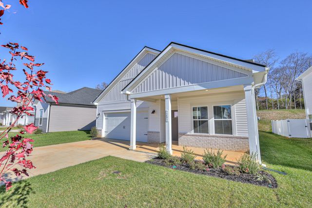1250 Bluffton Cir, Clarksville, TN 37043