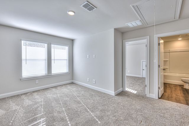 1250 Bluffton Cir, Clarksville, TN 37043