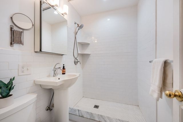 169 Beacon 3-4, Boston, MA 02116