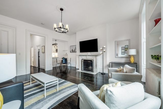 169 Beacon 3-4, Boston, MA 02116