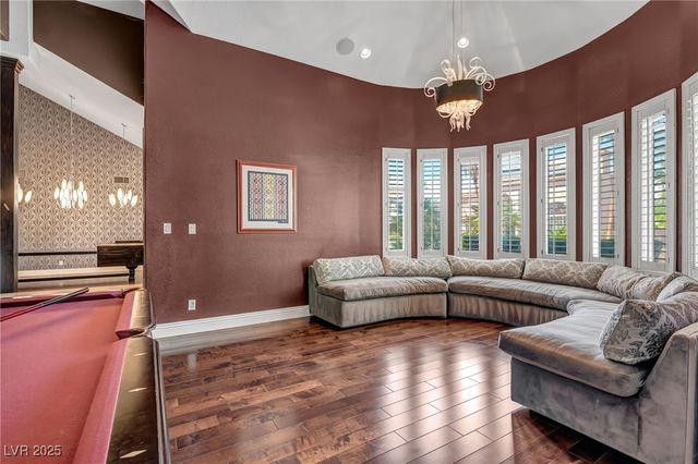 8113 Sapphire Bay Circle, Las Vegas, NV 89128