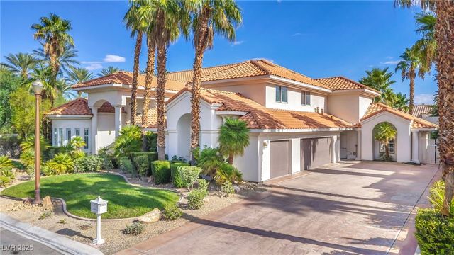8113 Sapphire Bay Circle, Las Vegas, NV 89128