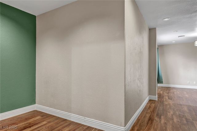 8113 Sapphire Bay Circle, Las Vegas, NV 89128