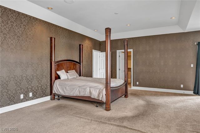 8113 Sapphire Bay Circle, Las Vegas, NV 89128