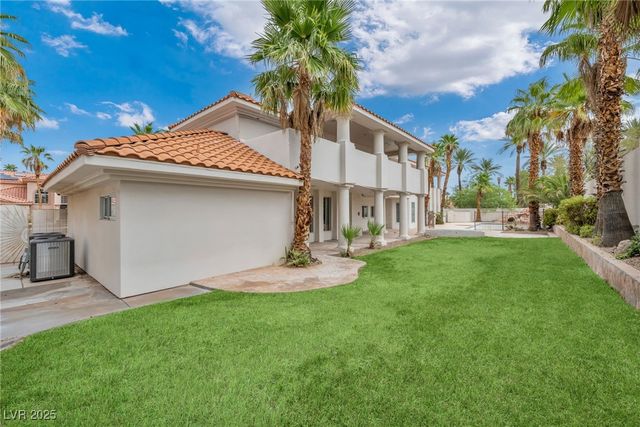 8113 Sapphire Bay Circle, Las Vegas, NV 89128