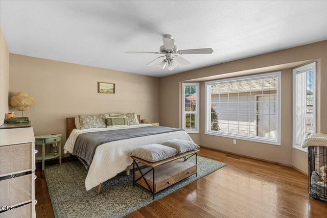 3511 Blue Blossom Drive, Medford, OR 97504