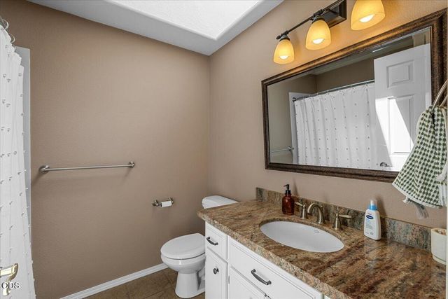3511 Blue Blossom Drive, Medford, OR 97504