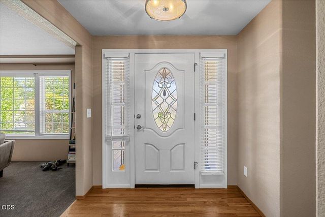 3511 Blue Blossom Drive, Medford, OR 97504