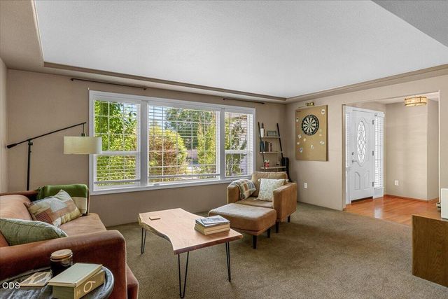 3511 Blue Blossom Drive, Medford, OR 97504