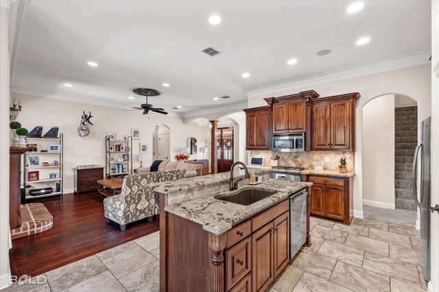 9865 Loveland Court, Shreveport, LA 71106