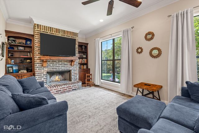 9865 Loveland Court, Shreveport, LA 71106
