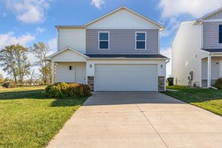 5209 Dostal Drive SW, Cedar Rapids, IA 52404