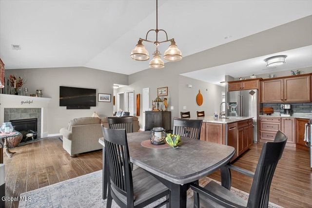 114 Cherry Blossom Court, Rotterdam, NY 12306