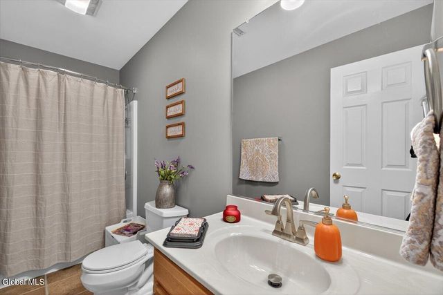 114 Cherry Blossom Court, Rotterdam, NY 12306