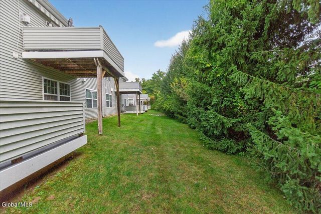 114 Cherry Blossom Court, Rotterdam, NY 12306