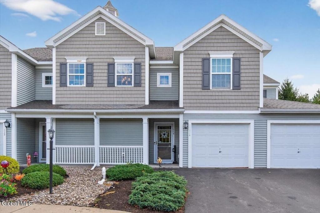 114 Cherry Blossom Court, Rotterdam, NY 12306