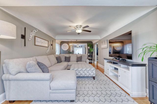1473 S 90th STREET, West Allis, WI 53214