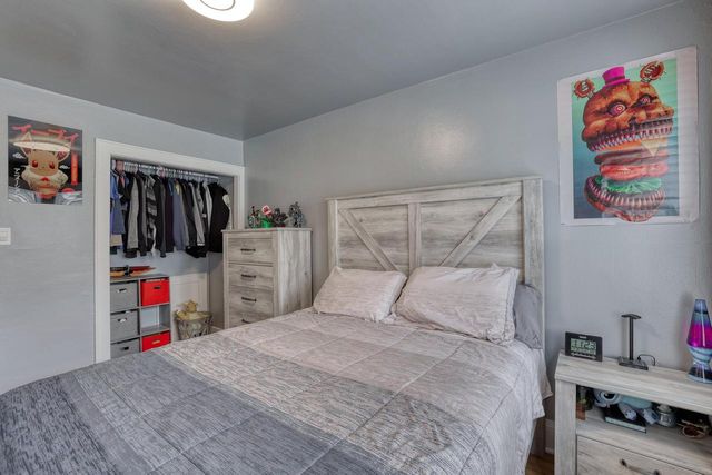 1473 S 90th STREET, West Allis, WI 53214