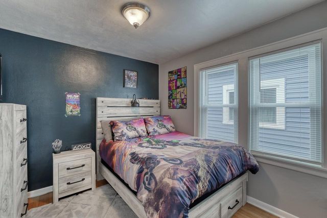 1473 S 90th STREET, West Allis, WI 53214