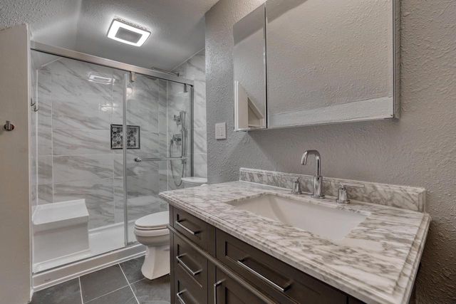 1473 S 90th STREET, West Allis, WI 53214