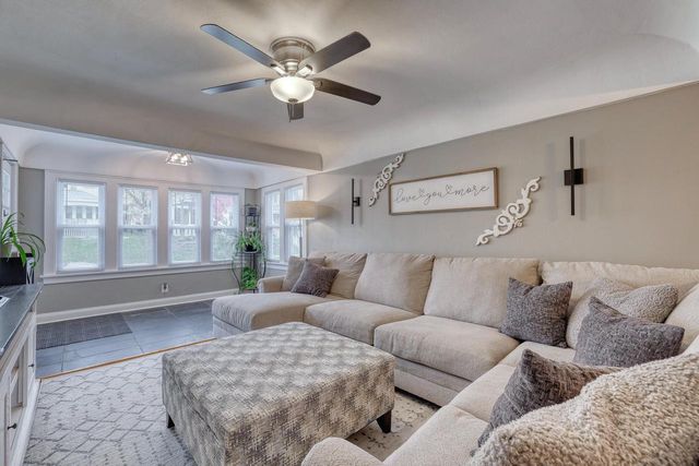 1473 S 90th STREET, West Allis, WI 53214