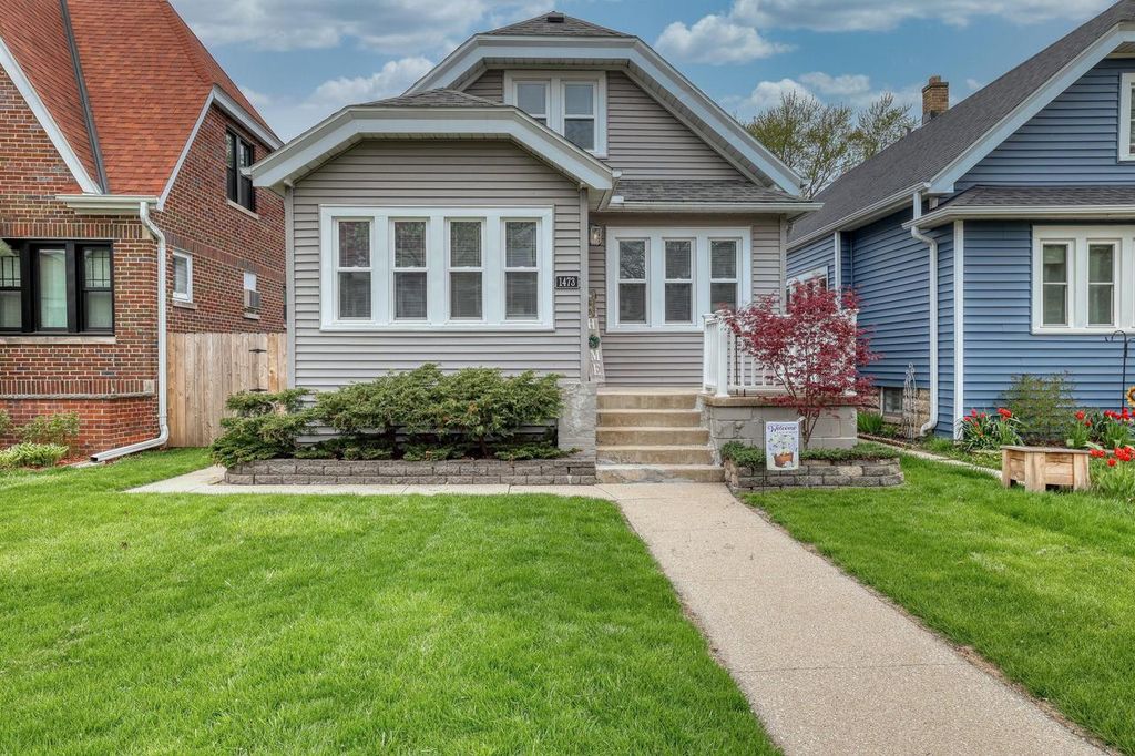 1473 S 90th STREET, West Allis, WI 53214