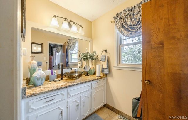 1204 KENWOOD Court, Prattville, AL 36067