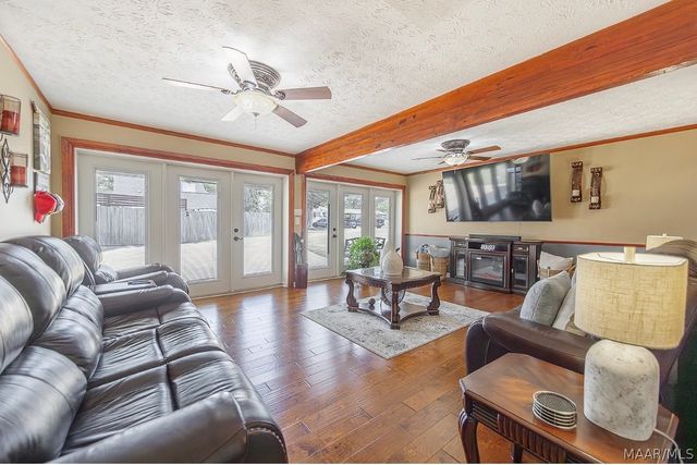 1204 KENWOOD Court, Prattville, AL 36067