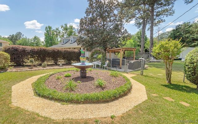 1204 KENWOOD Court, Prattville, AL 36067