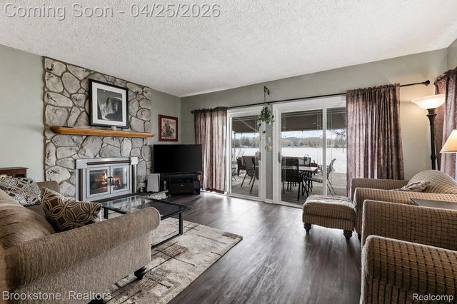 1940 S Ortonville Road, Brandon Charter Township, MI 48462