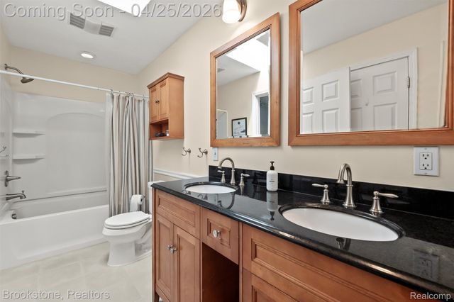 1940 S Ortonville Road, Brandon Charter Township, MI 48462