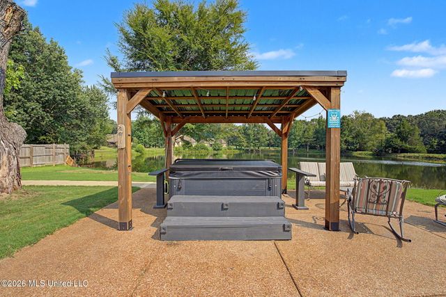 3169 Bridge Moore Drive, Nesbit, MS 38651
