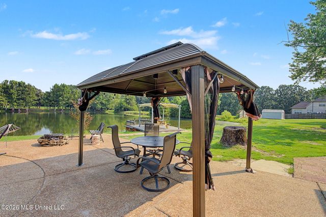 3169 Bridge Moore Drive, Nesbit, MS 38651