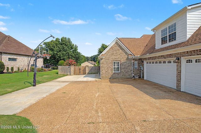 3169 Bridge Moore Drive, Nesbit, MS 38651