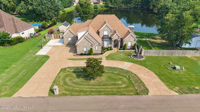 3169 Bridge Moore Drive, Nesbit, MS 38651