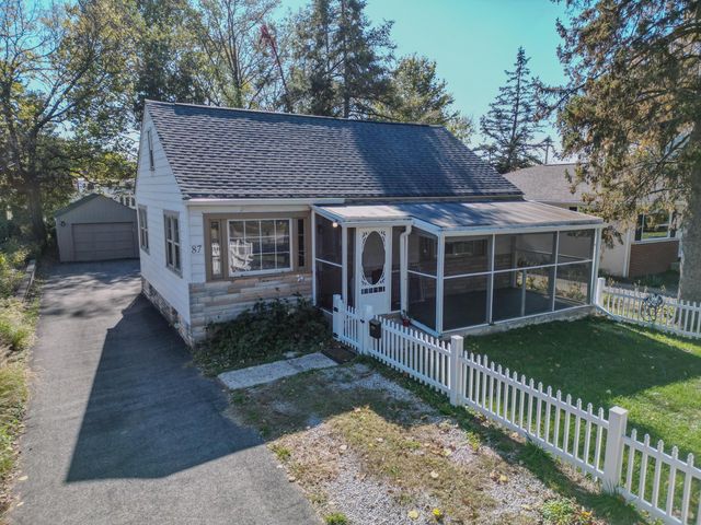 87 Charleston Avenue, Columbus, OH 43214