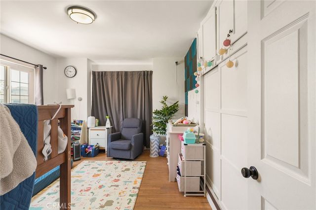 2358 Snowden Avenue, Long Beach, CA 90815