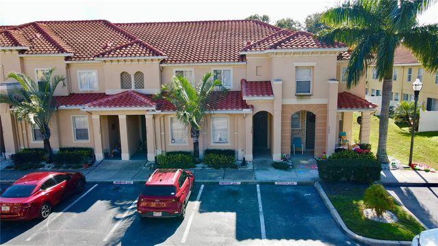 5300 PARADISE CAY CIRCLE, Kissimmee, FL 34746