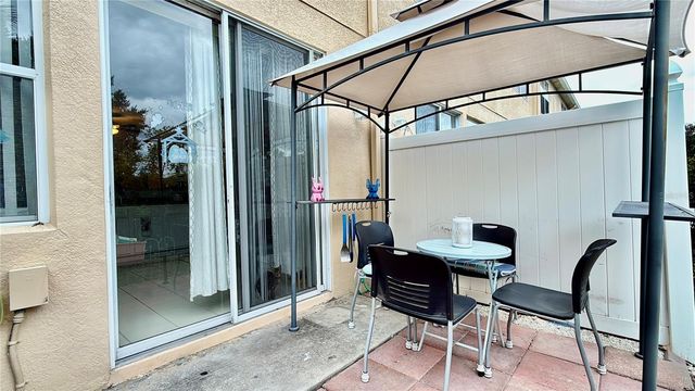 5300 PARADISE CAY CIRCLE, Kissimmee, FL 34746