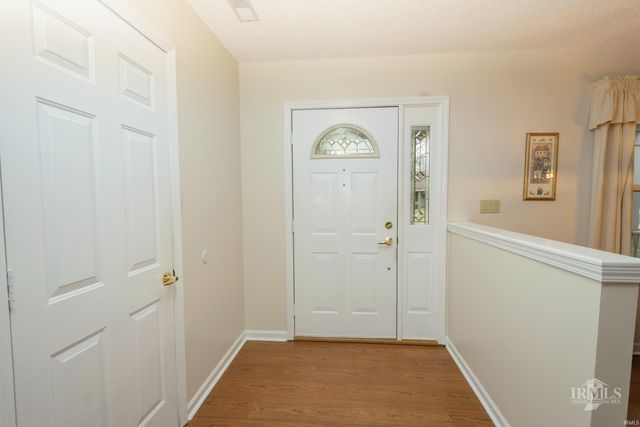 1221 N Saybrook Lane, Muncie, IN 47304