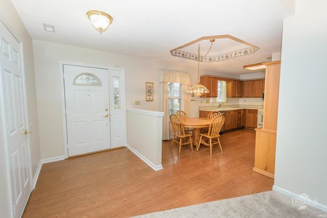 1221 N Saybrook Lane, Muncie, IN 47304