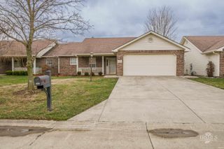 1221 N Saybrook Lane, Muncie, IN 47304