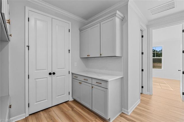 5504 Penguin Drive, Summerfield, NC 27358