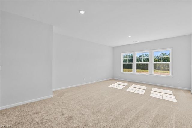 5504 Penguin Drive, Summerfield, NC 27358