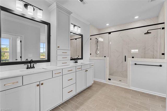 5504 Penguin Drive, Summerfield, NC 27358